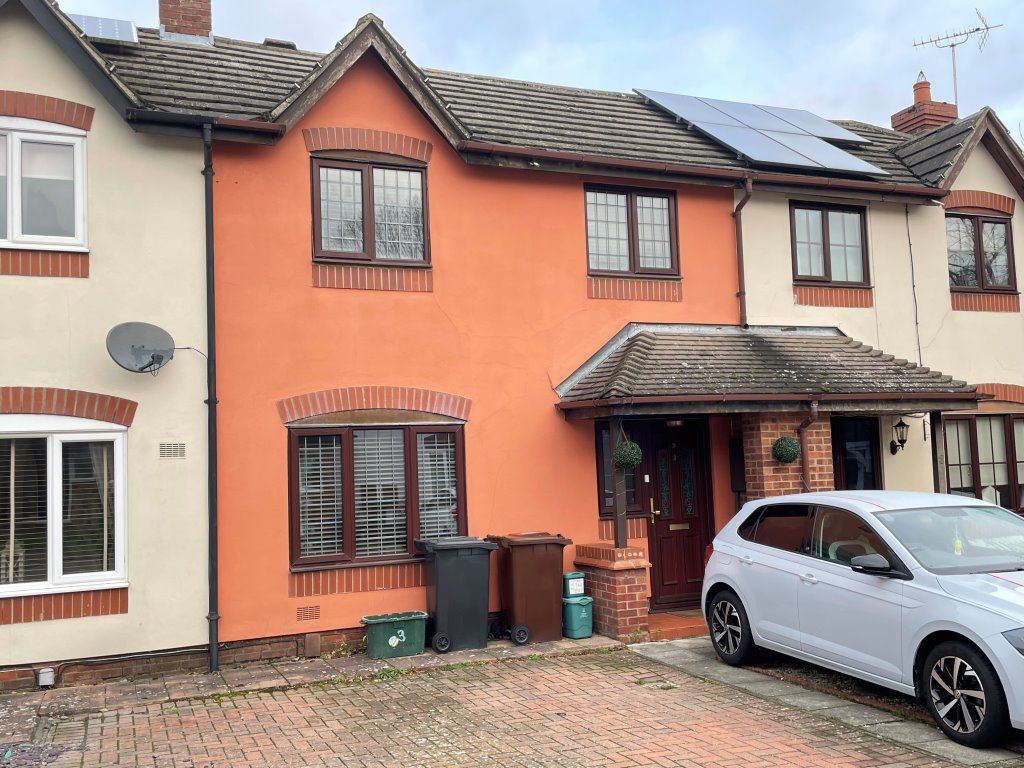 2 bed property to rent in Saddle Mews, Stanway, Colchester CO3, £1,100 pcm