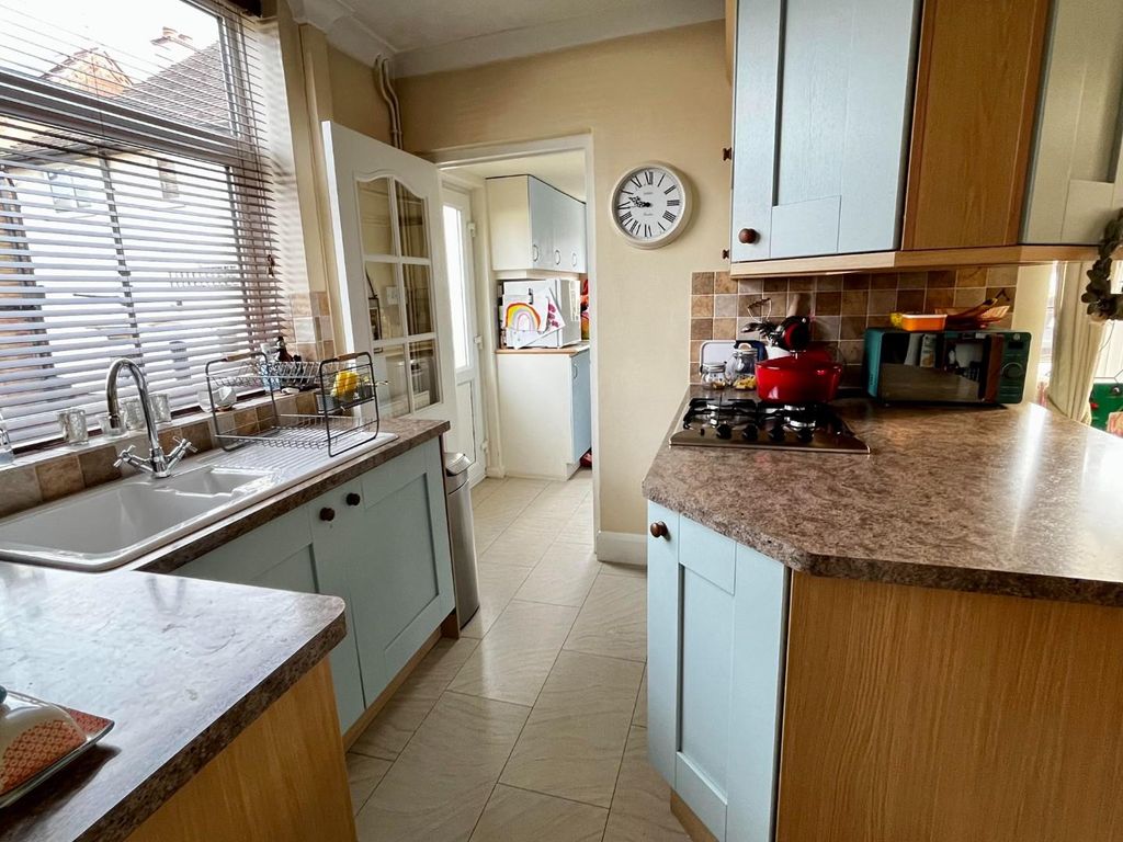 3 bed detached house for sale in Windmill Lane, Belper DE56, £299,995