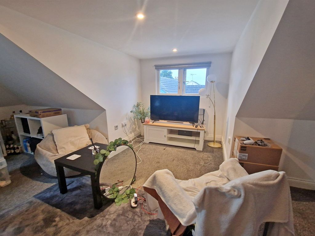 1 bed flat to rent in Flat 6, 66 Hawthorn Road, Bognor Regis, West Sussex PO21, £850 pcm
