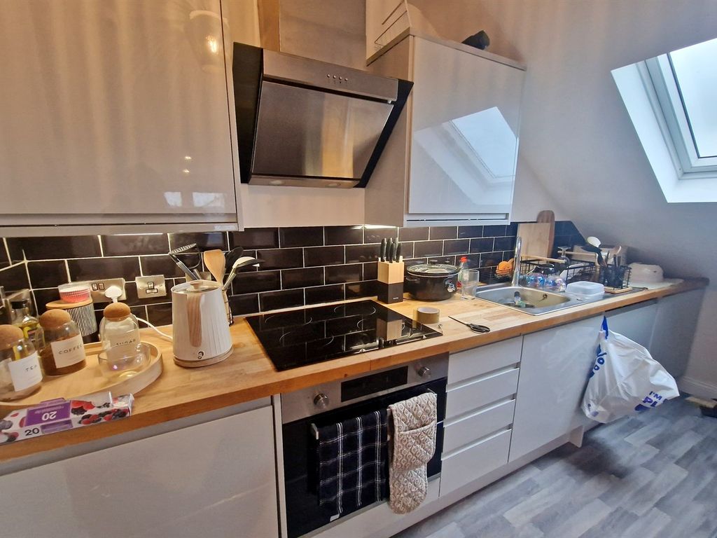 1 bed flat to rent in Flat 6, 66 Hawthorn Road, Bognor Regis, West Sussex PO21, £850 pcm