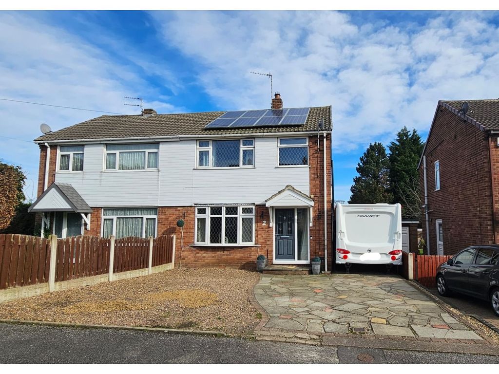 3 bed semi-detached house for sale in Dearne Close, Barnsley S73, £195,000