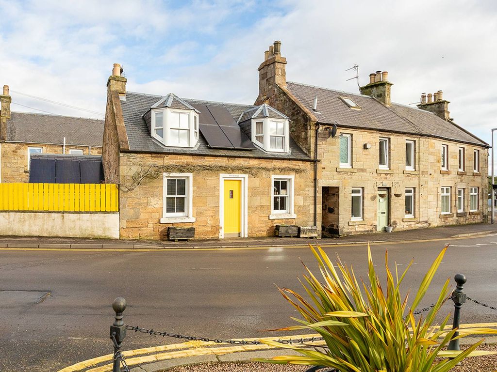 3 bed end terrace house for sale in High Street, Cupar, Freuchie, Fife KY15, £190,000