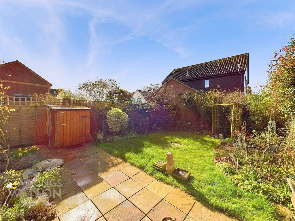 3 bed detached house for sale in Millfield, Castleton Way, Eye IP23, £290,000