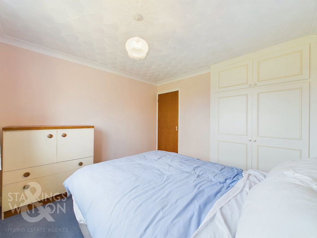 3 bed detached house for sale in Millfield, Castleton Way, Eye IP23, £290,000