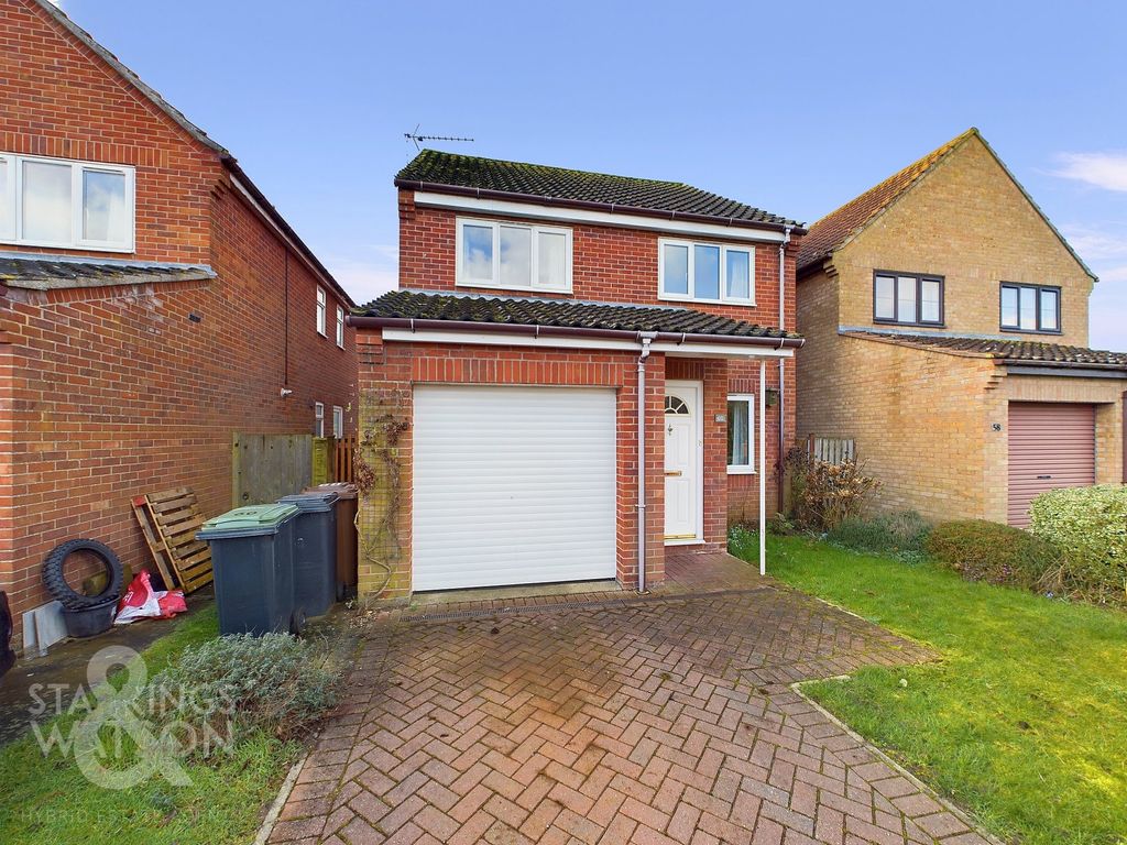 3 bed detached house for sale in Millfield, Castleton Way, Eye IP23, £290,000