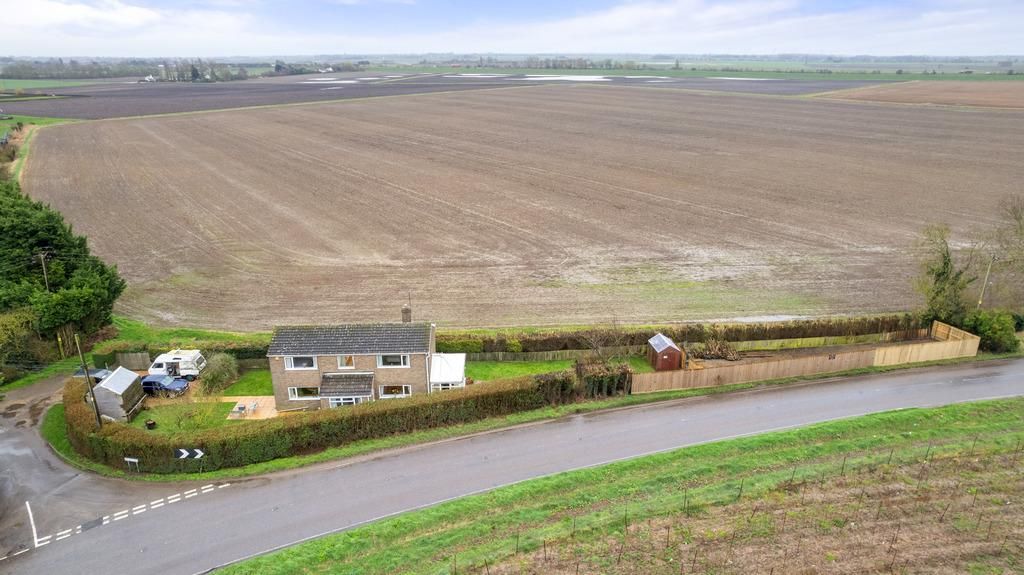 3 bed detached house for sale in Mouth Lane, Guyhirn, Wisbech, Cambridgeshire PE13, £325,000