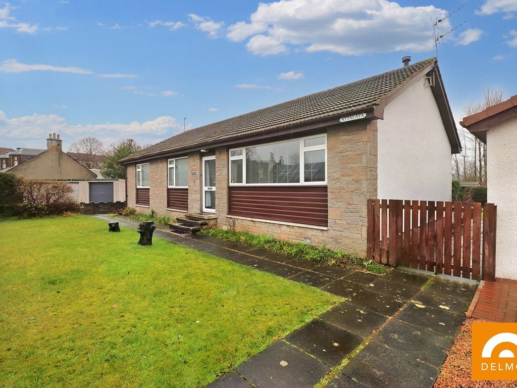 3 bed detached bungalow for sale in Cupar Road, Kennoway, Leven KY8, £210,000