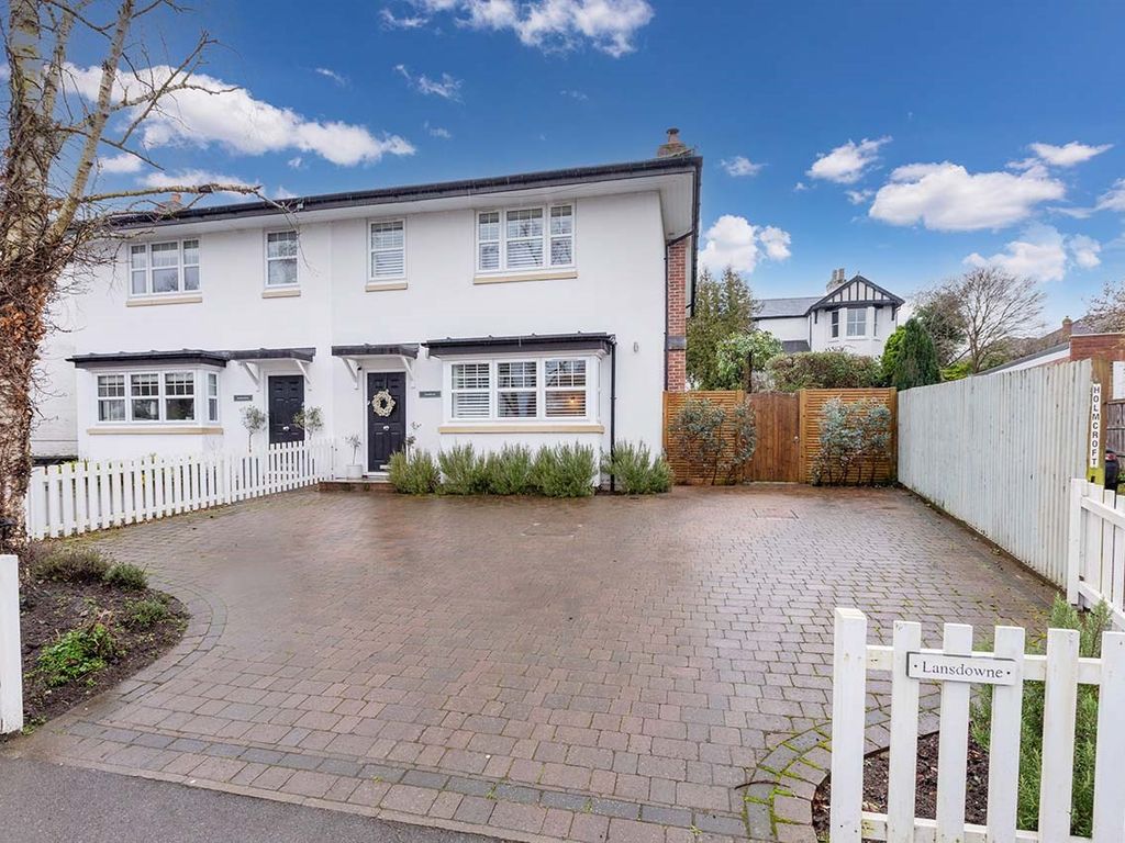 4 bed semi-detached house for sale in Lower Road, Cookham SL6, £925,000