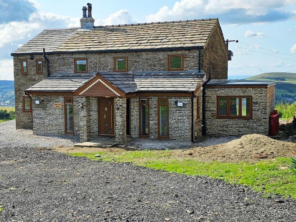 3 bed farmhouse for sale in Higher Mount Pleasant, Sand Beds Lane, Gin Croft Lane, Bury, Lancashire BL0, £475,000