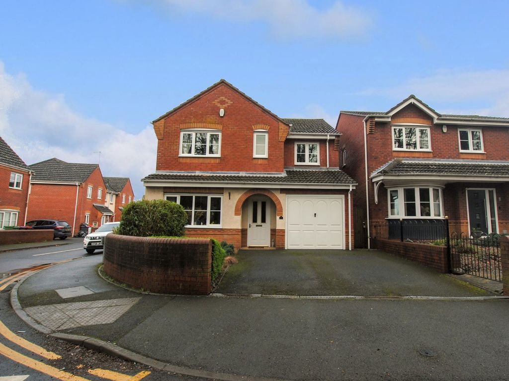 4 bed detached house for sale in Gregson Walk, Dawley, Telford TF4, £315,000