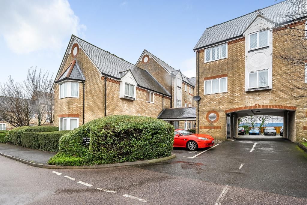 1 bed flat for sale in Watford, Hertfordshire WD24, £250,000