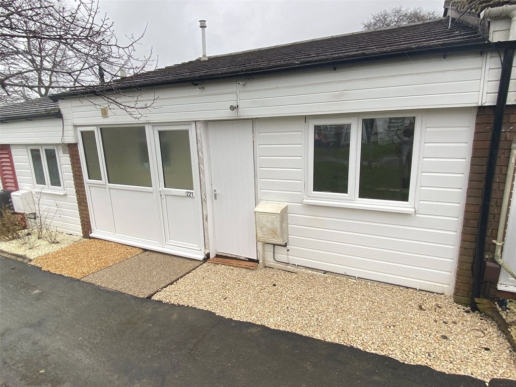 1 bed bungalow for sale in Burford, Telford, Shropshire TF3, £100,000