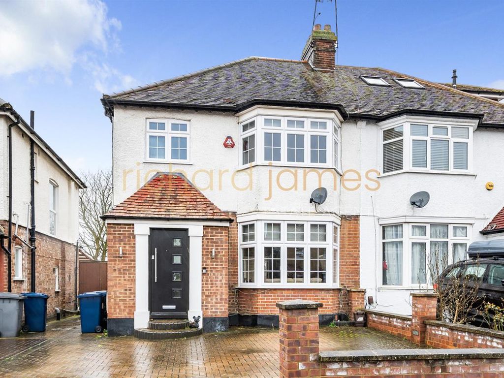 3 bed semi-detached house for sale in Sefton Avenue, London NW7, £925,000