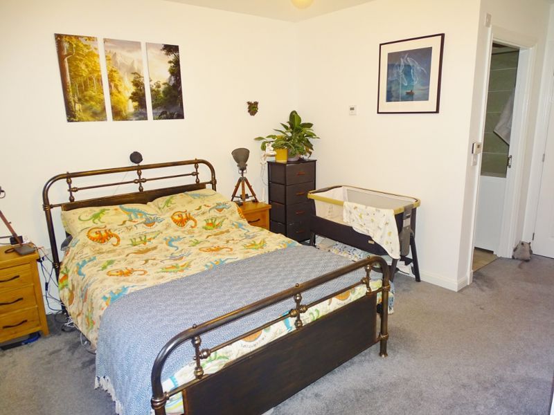 3 bed detached house for sale in Hodgson Crescent, Alva FK12, £247,000