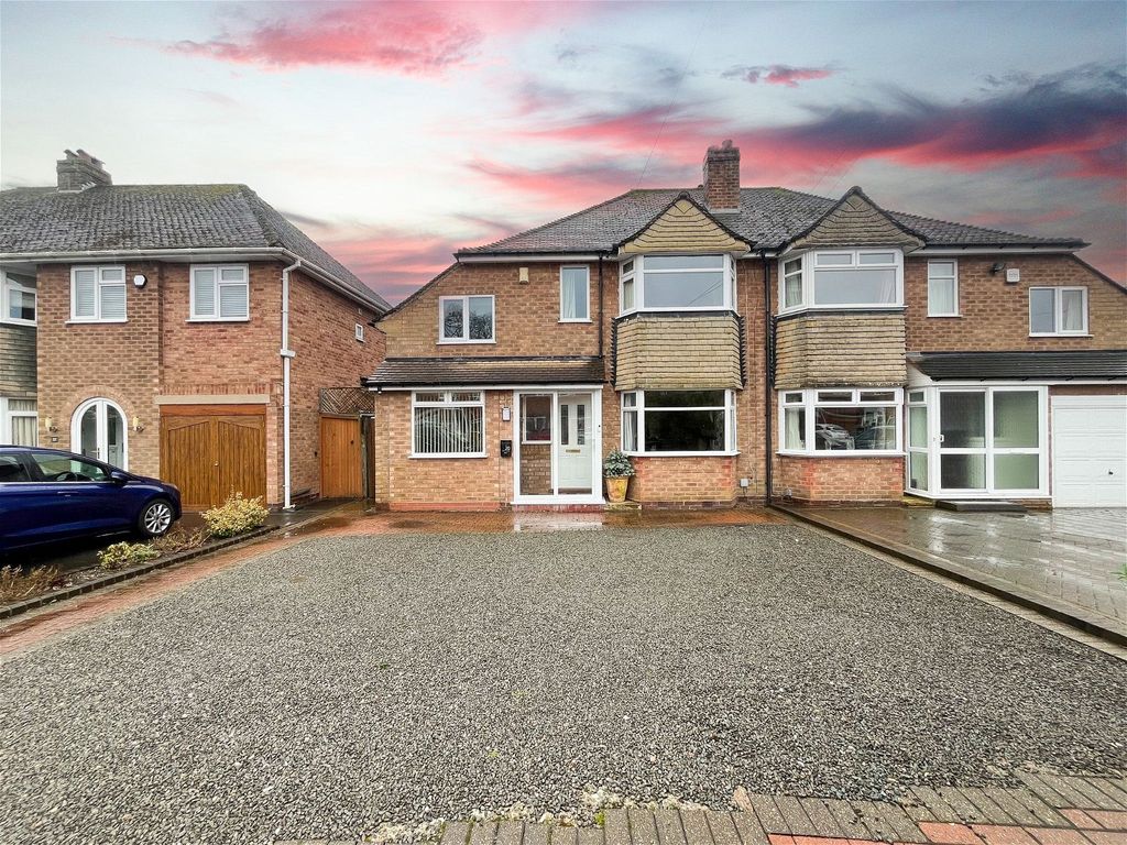 3 bed semi-detached house for sale in Ufton Crescent, Shirley, Solihull B90, £500,000