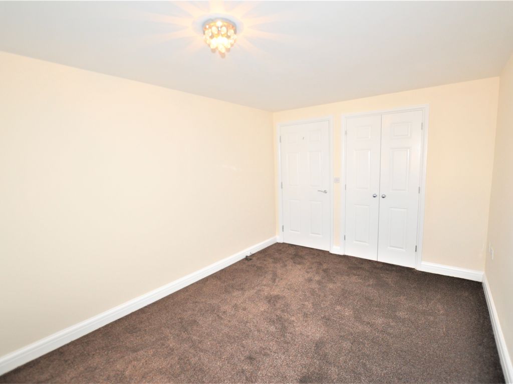 2 bed flat to rent in Capel Crescent, Stanmore HA7, £1,400 pcm