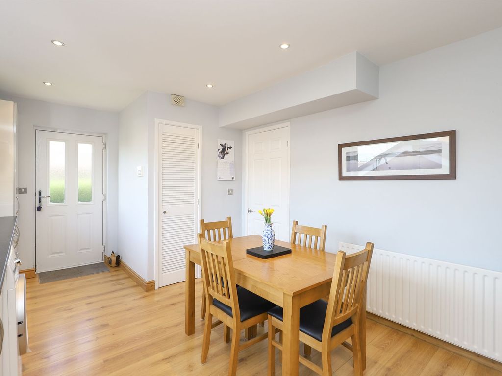 3 bed detached house for sale in Garden Walk, Beighton S20, £270,000