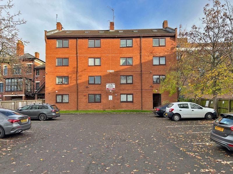 1 bed flat for sale in Waterloo Road, Wolverhampton WV1, £35,000