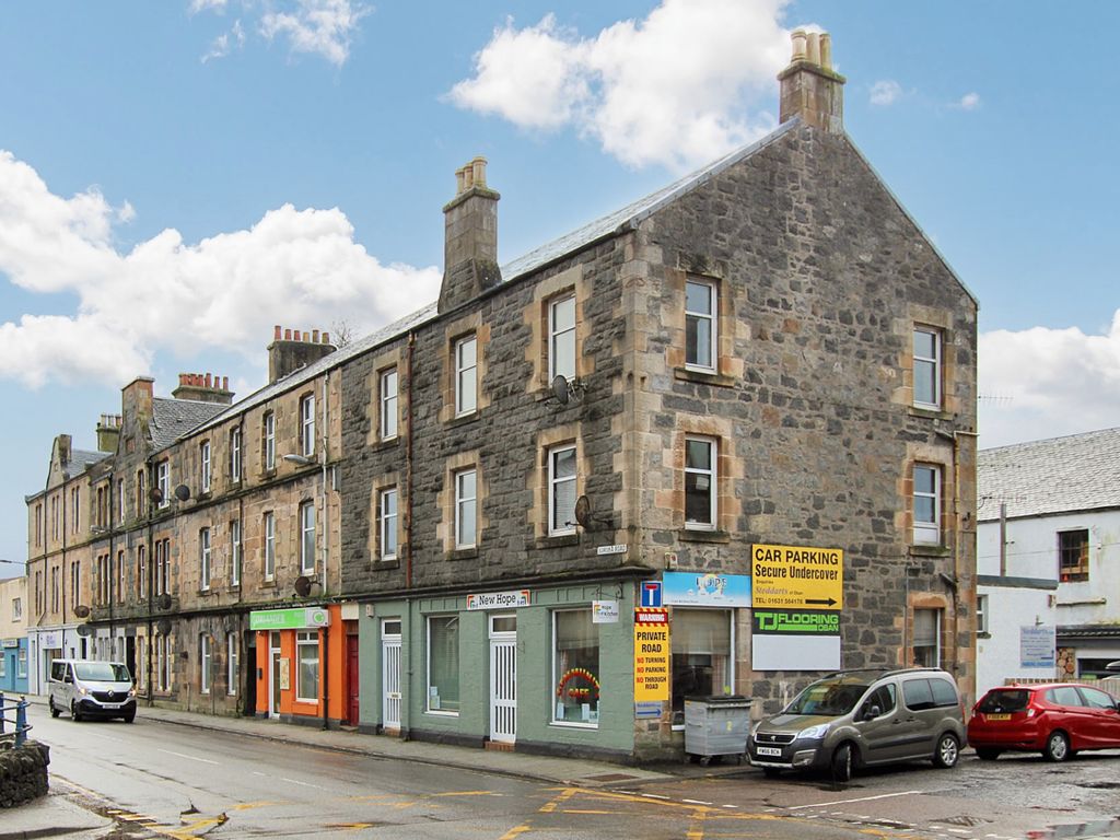 3 bed flat for sale in Soroba Road, Oban PA34, £130,000