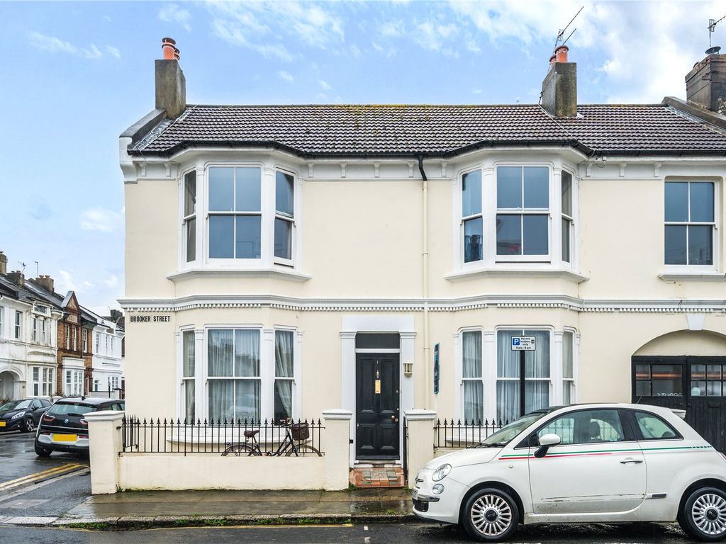 4 bed end terrace house for sale in Brooker Street, Hove, East Sussex BN3, £800,000