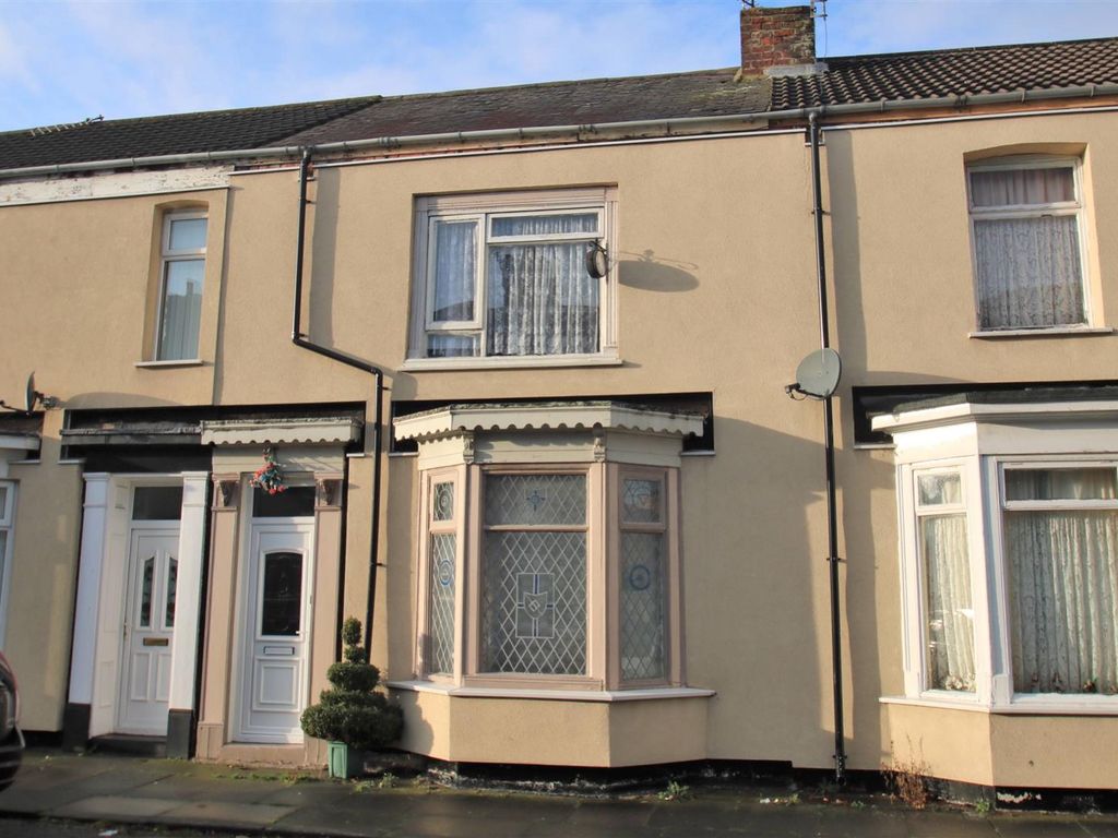 3 bed terraced house to rent in Hampton Road, Oxbridge, Stockton TS18, £600 pcm