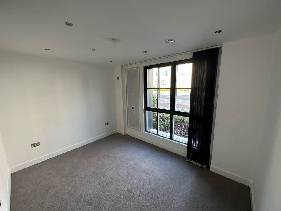 2 bed flat to rent in Turing Way, Cambridge CB3, £2,950 pcm