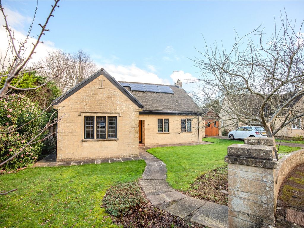 4 bed bungalow for sale in Grove Bank, Bristol, Gloucestershire BS16, £750,000