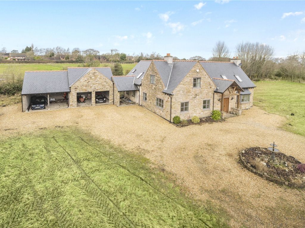 5 bed detached house for sale in Treuddyn, Mold, Flintshire CH7, £750,000