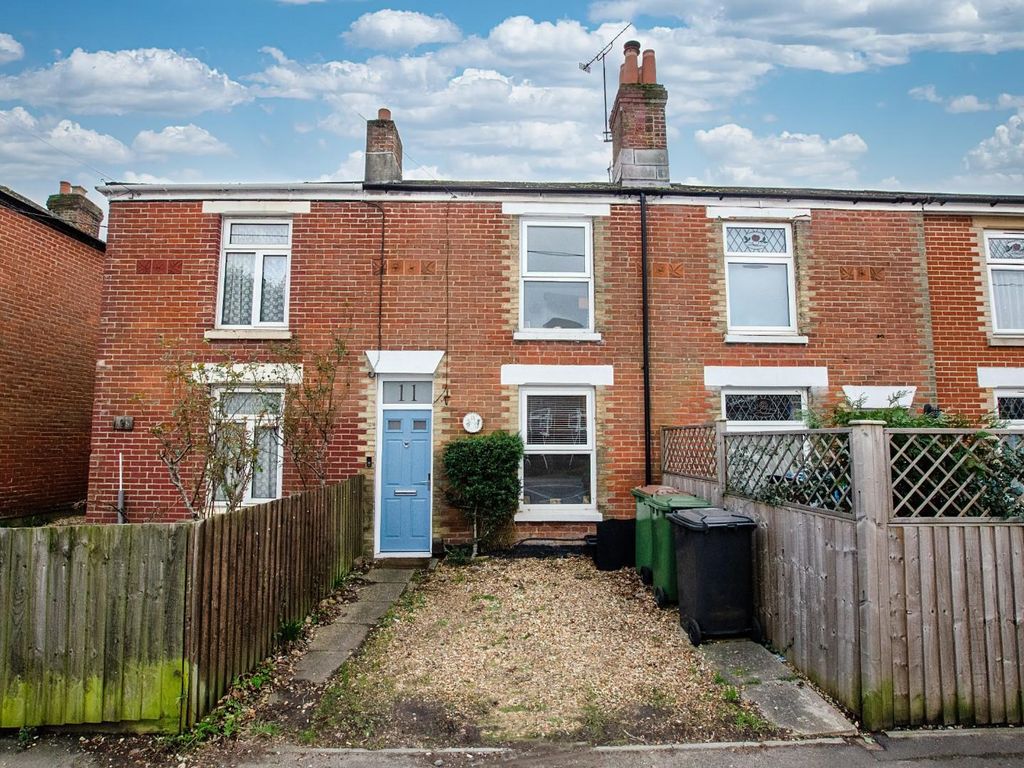 2 bed terraced house for sale in Swaythling Road, West End, Southampton SO30, £290,000