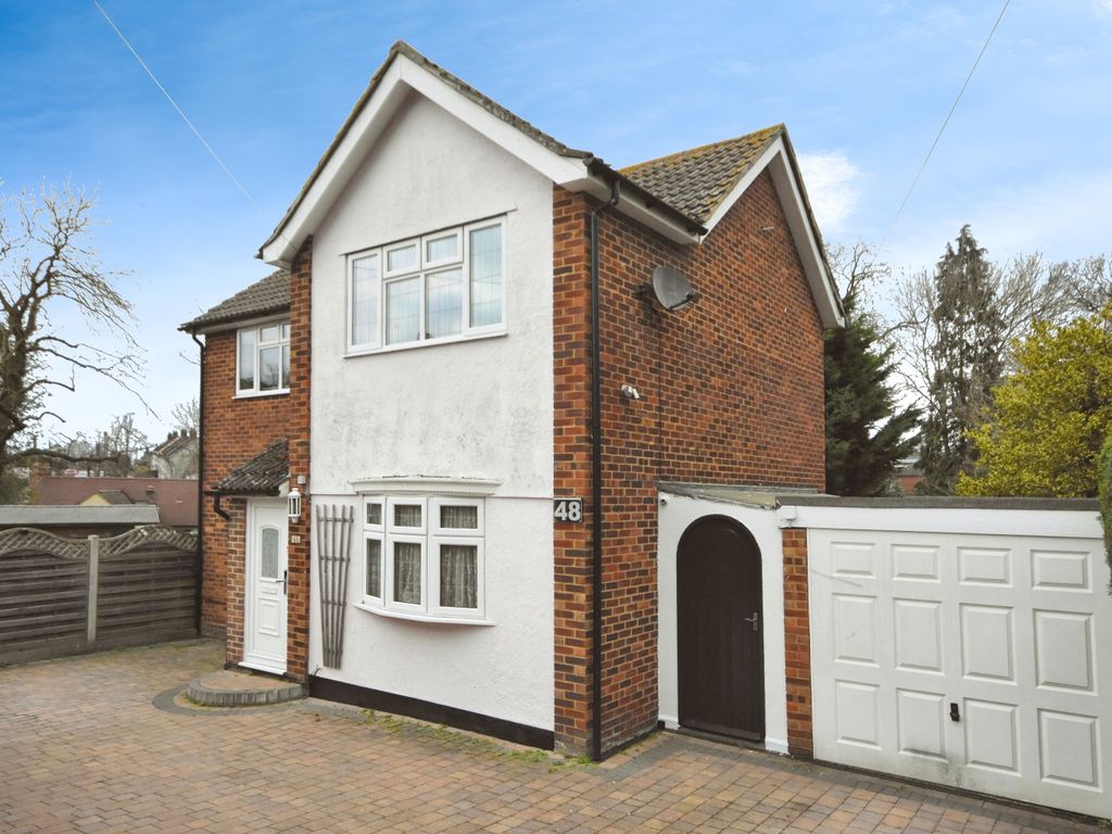3 bed detached house for sale in Butlers Way, Halstead CO9, £435,000