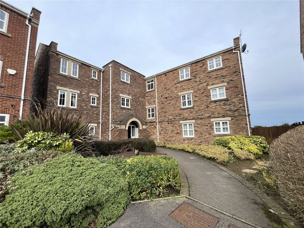 2 bed flat for sale in Beamish Rise, Stanley, County Durham DH9, £115,000