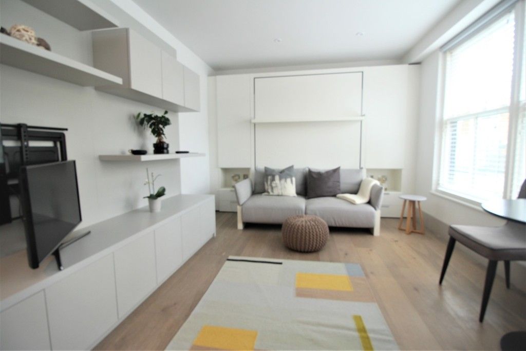 Studio to rent in Abbeville Road, London SW4, £1,600 pcm