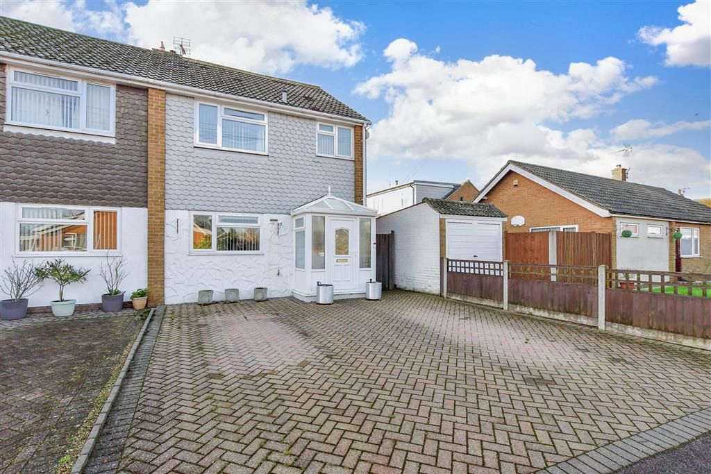 3 bed end terrace house for sale in Vincent Close, Broadstairs, Kent CT10, £231,500