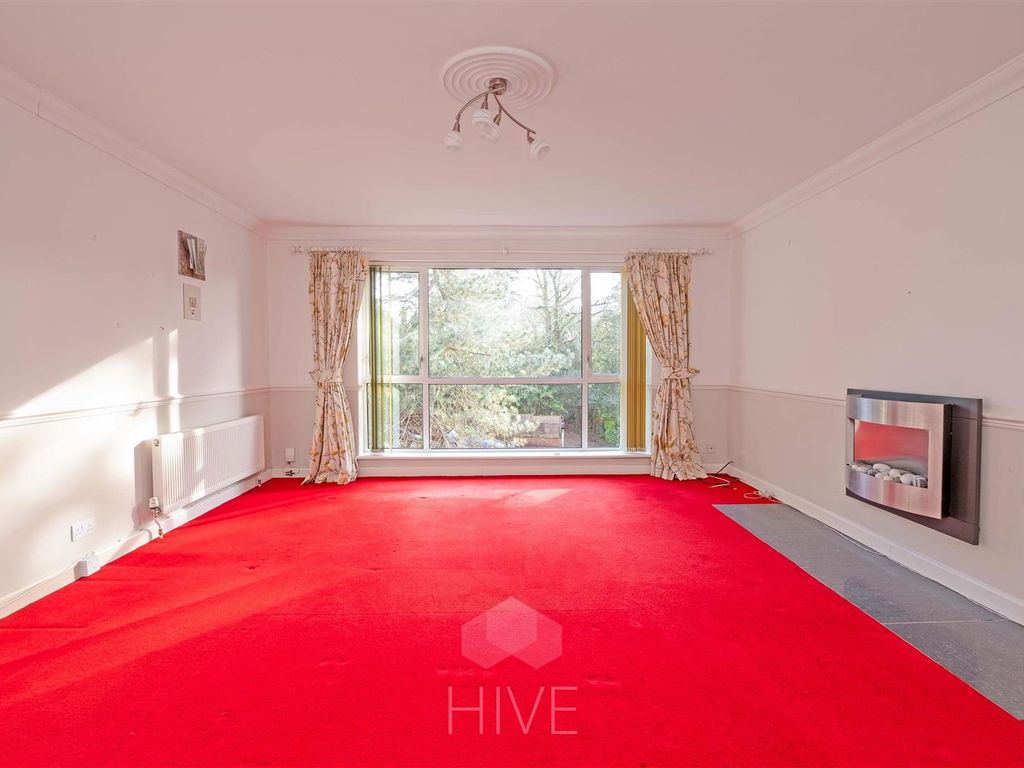 2 bed flat for sale in Dean Park Road, Dean Park, Bournemouth BH1, £250,000