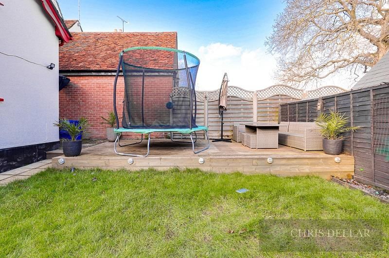 3 bed property for sale in High Street, Buntingford SG9, £675,000