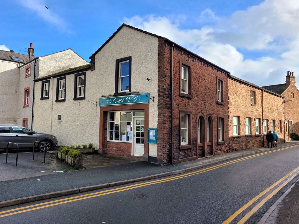Retail premises to let in Princes Street, Penrith CA11, £10,500 pa