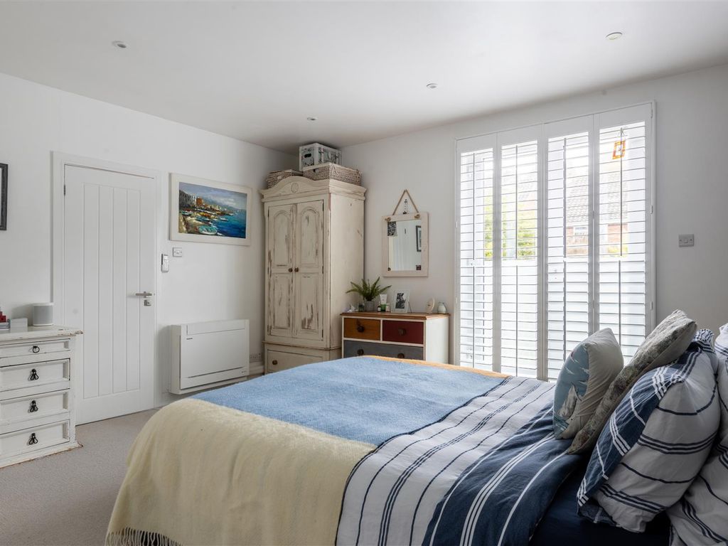 5 bed detached house for sale in Saltdean Vale, Saltdean, Brighton BN2, £750,000