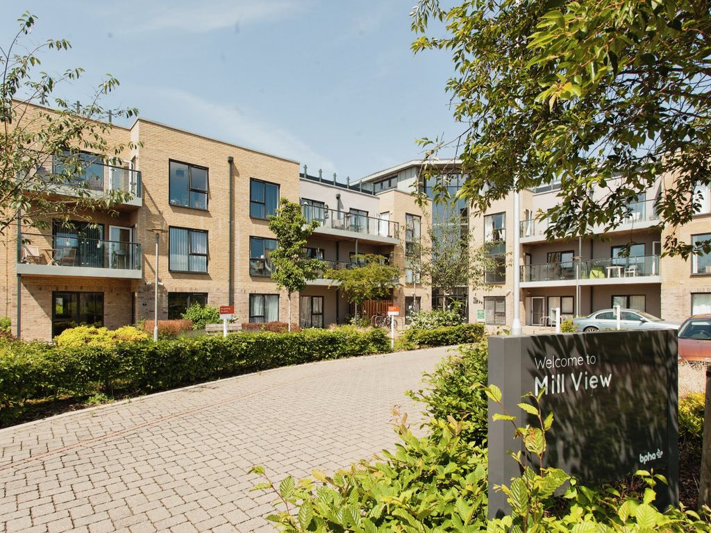 2 bed flat for sale in Mill View, St. Edmunds Way, Cambridge CB22, £277,500