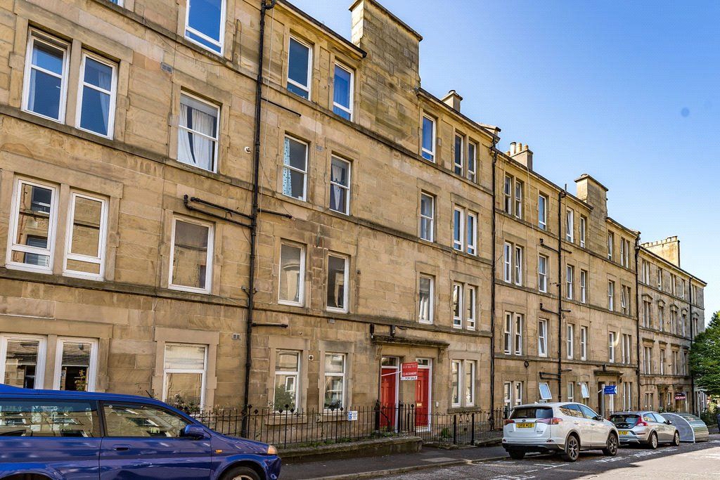 2 bed flat to rent in Tay Street, Polwarth, Edinburgh EH11, £1,110 pcm