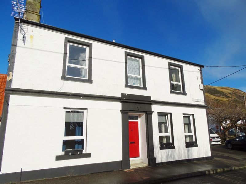 3 bed flat for sale in Scotland Place, Tillicoultry FK13, £149,950