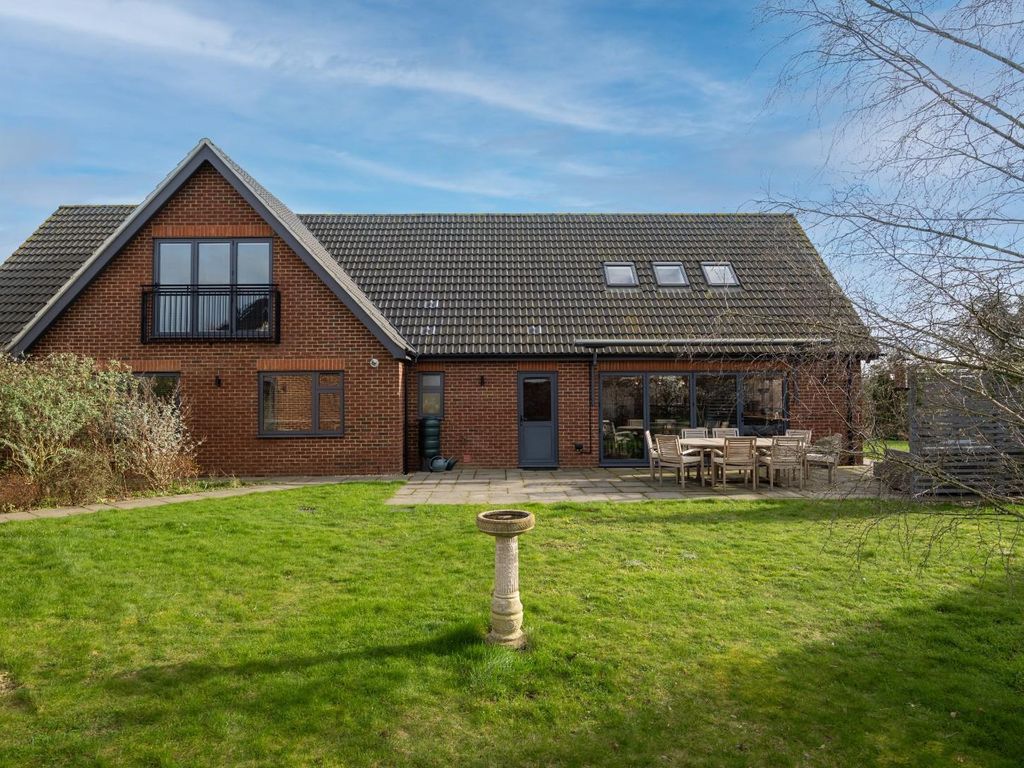 4 bed detached house for sale in Little Heath, Gamlingay, Sandy SG19, £1,000,000