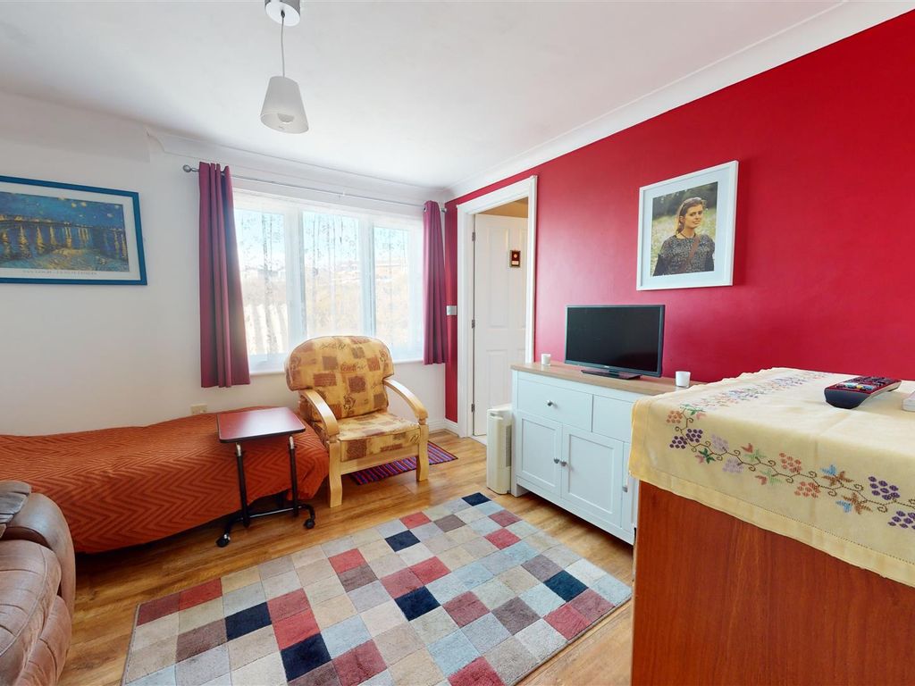 2 bed flat for sale in Passage Close, Weymouth DT4, £235,000