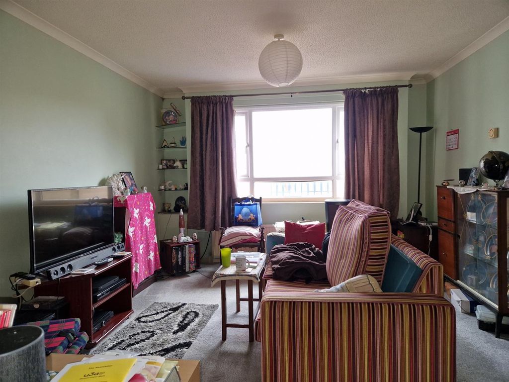2 bed flat for sale in Weston Lodge, Bristol Road Lower, Weston-Super-Mare BS23, £140,000
