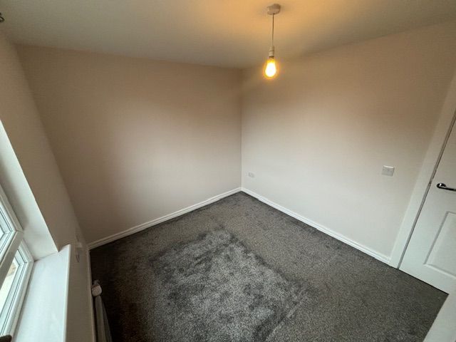 1 bed flat to rent in John Muir Way, Motherwell ML1, £650 pcm
