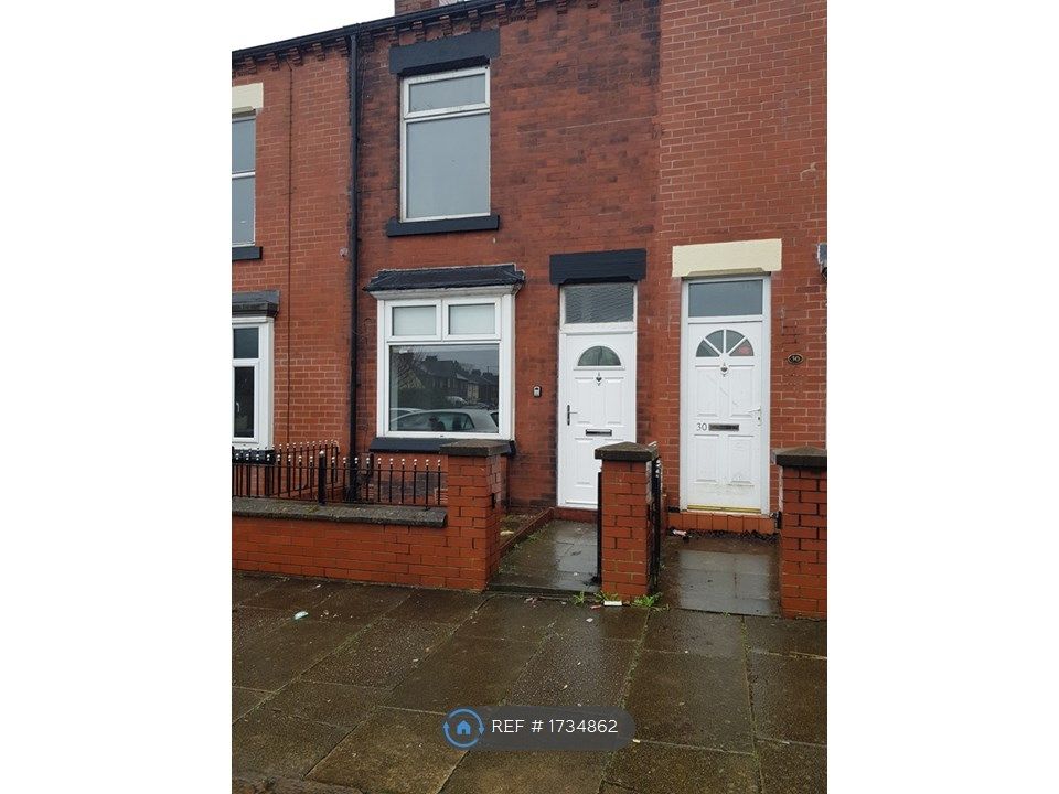 2 bed terraced house to rent in Wemsley Grove, Bolton BL2, £750 pcm