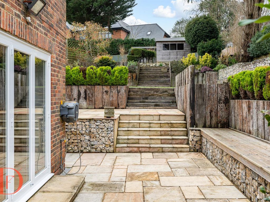 4 bed property for sale in Hazelwood, Loughton IG10, £995,000