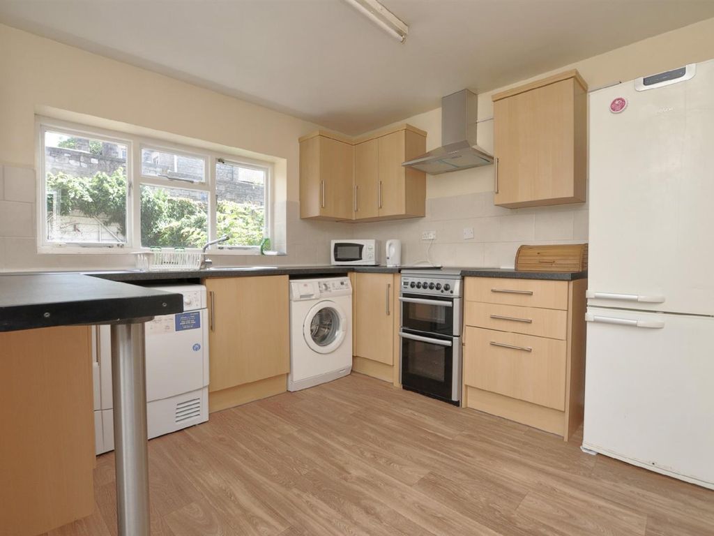 5 bed terraced house to rent in Sefton Park Road, Bristol BS7, £3,750 pcm