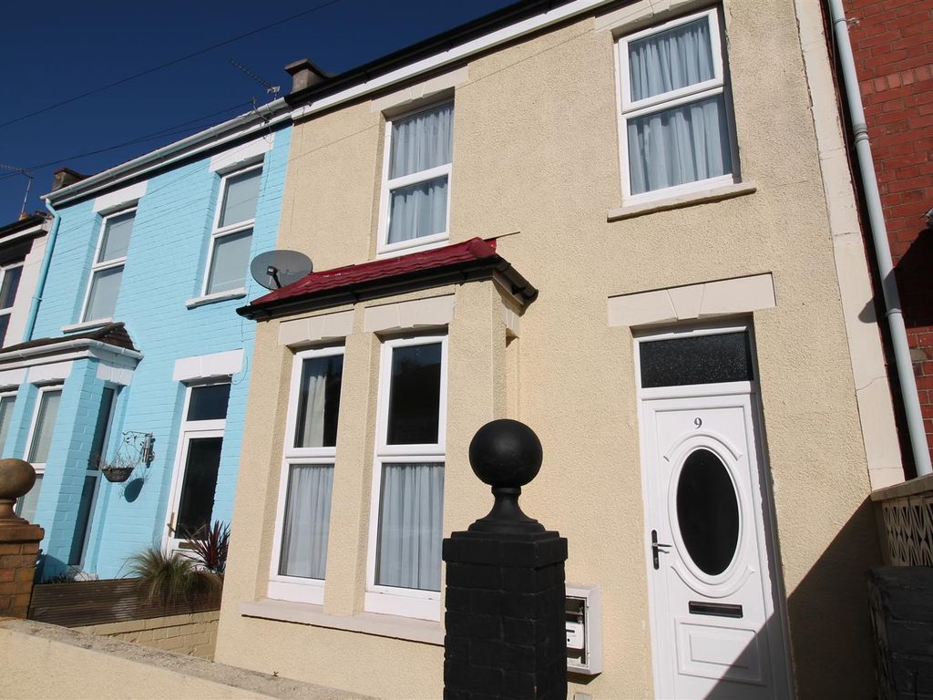 3 bed terraced house to rent in BPC01030 Washington Avenue, Easton, Bristol BS5, £1,800 pcm