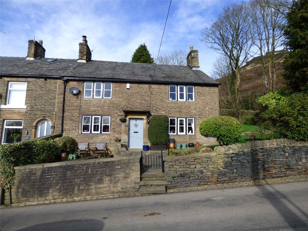 4 bed detached house for sale in Thornsett, Birch Vale, High Peak SK22, £400,000