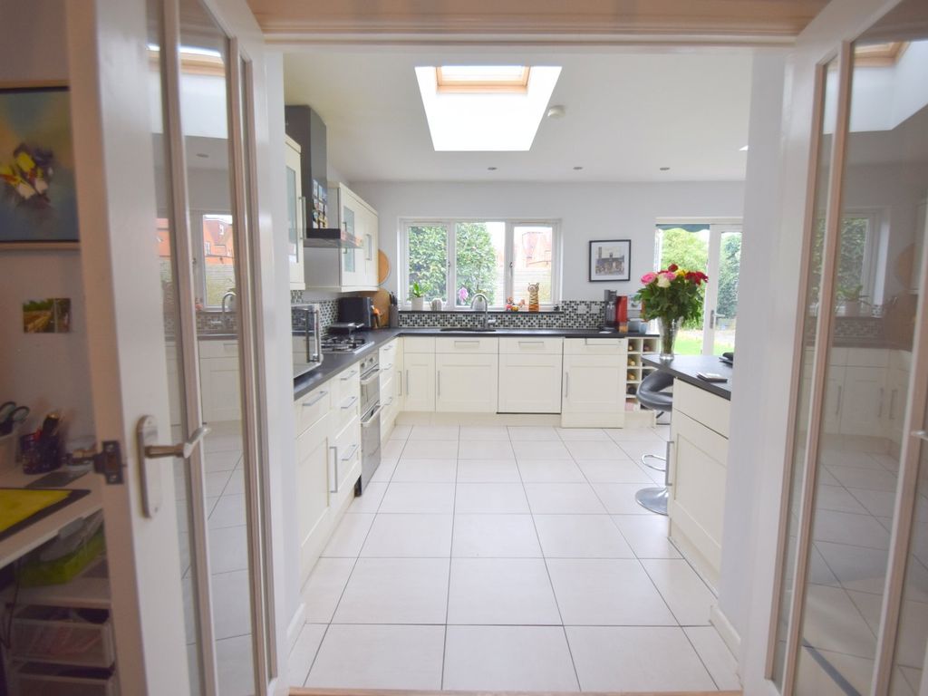 3 bed semi-detached house for sale in Bulkeley Avenue, Windsor, Berkshire SL4, £725,000